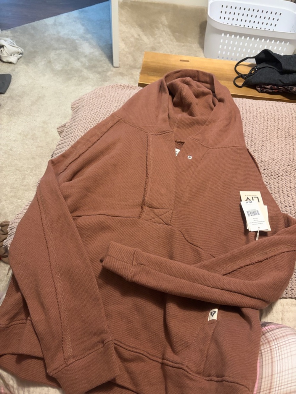Women’s Turtleneck Pullover Sweater - Rust Brown